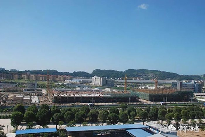 j9国际站◇中报净利◢增长直逼70% j9国际站‣中报净利◥增长直逼70%